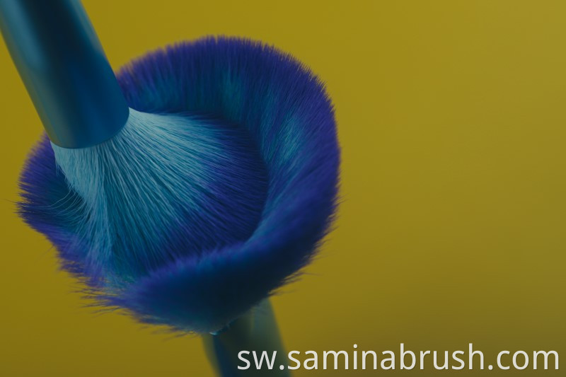 Makeup Brush 2030 Details